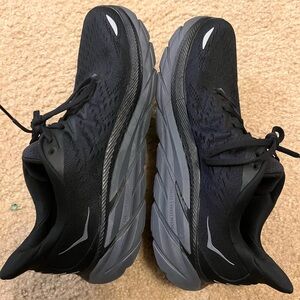 Hoka Clifton 8